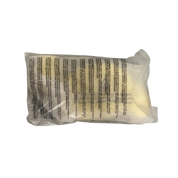 NEW Loungefly Sanrio Hello Kitty Pompompurin Fuzzy Coin Wallet Purse - Picture 6 of 6